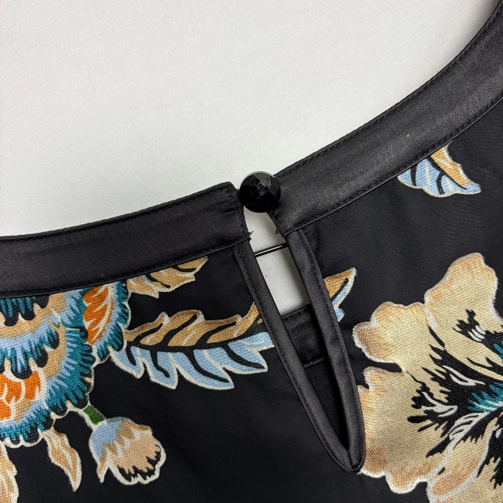 Soft Surroundings Deanna Blouse Sz L Metallic Shimmer Floral Asian Keyhole Lined - Picture 3 of 16